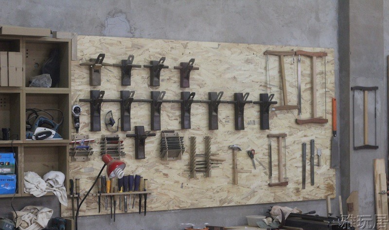 又一堆工具